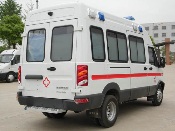 依維柯救護(hù)車,寶迪A37救護(hù)車 依維柯救護(hù)車,寶迪A37救護(hù)車